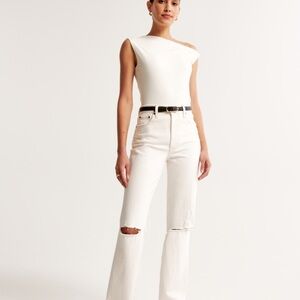 Abercrombie Ultra High Rise 90s Straight Jean